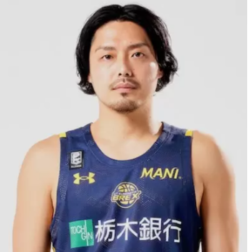 https://img.albiz.com.cn/img/basketball/player/c83b1a623761085bb78364195f86ab5e.png